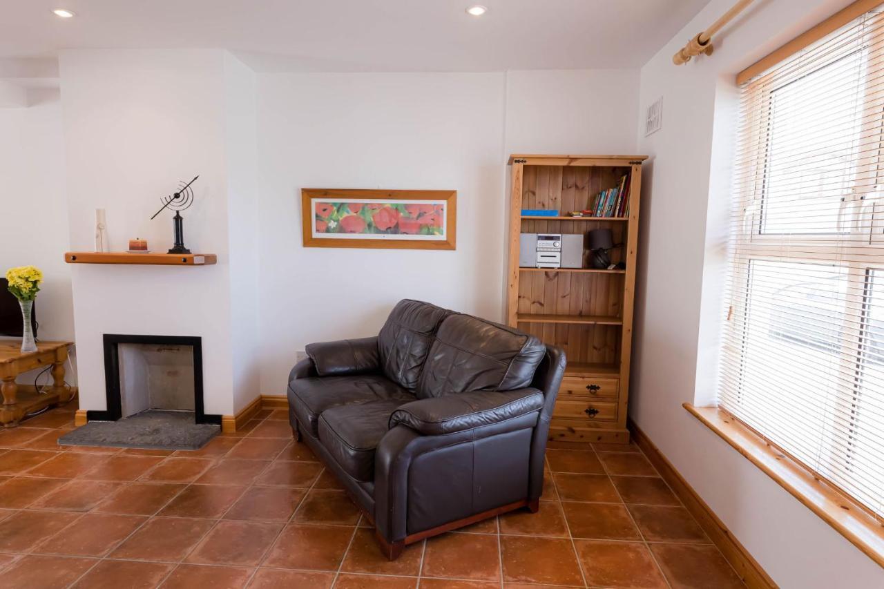Kilkee Townhouse By Trident Holiday Homes 外观 照片